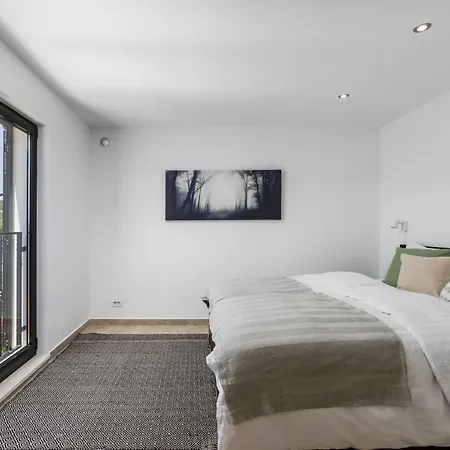 Luxury 3 Floors Seaside Only 25 Min From Split Airport! No.4 Apartment