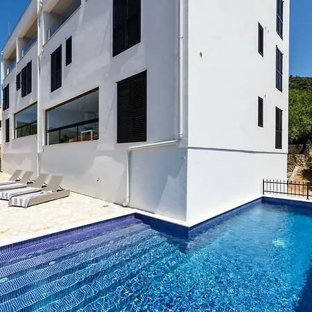 Apartment Luxury 3 Floors Seaside Only 25 Min From Split Airport! No.4