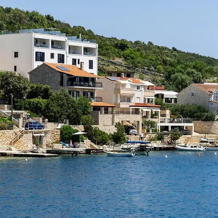 Luxury 3 Floors Seaside Only 25 Min From Split Airport! No.4 Vinišće