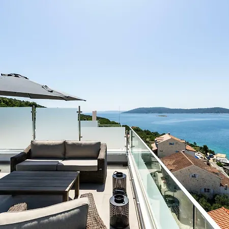 Luxury 3 Floors Seaside Only 25 Min From Split Airport! No.4 *