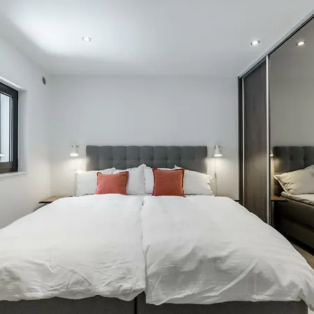 Apartment Luxury 3 Floors Seaside Only 25 Min From Split Airport! No.4