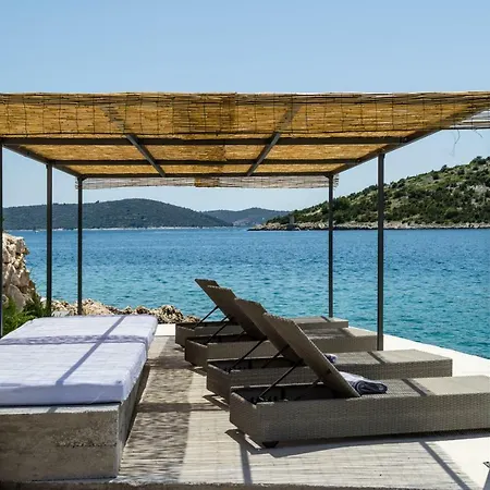Luxury 3 Floors Seaside Only 25 Min From Split Airport! No.4 * Vinišće