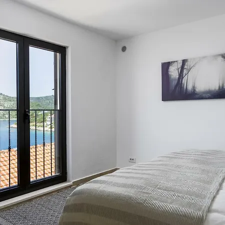 Apartment Luxury 3 Floors Seaside Only 25 Min From Split Airport! No.4